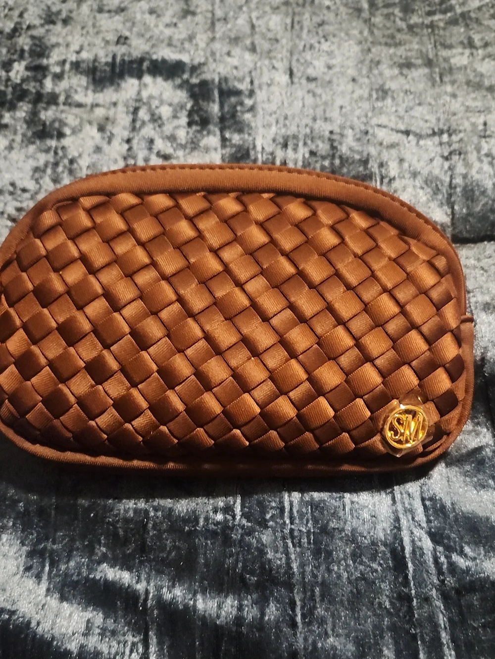 Steve Madden Woven Brown Fanny Pack / Waist Purse with Gold Logo